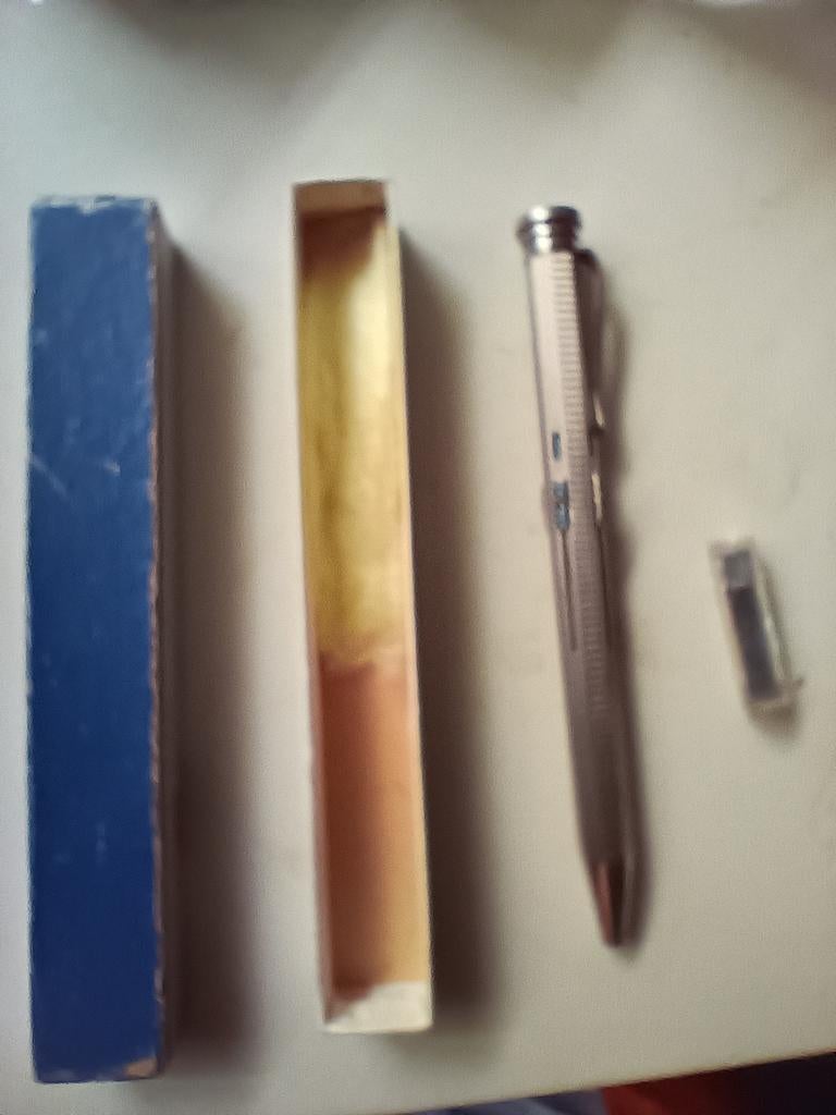 Vulpotlood merk forcol 4 kleuren jaren 50 - 60, Verzamelen, Pennenverzamelingen, Ophalen of Verzenden, Vulpen, Overige merken