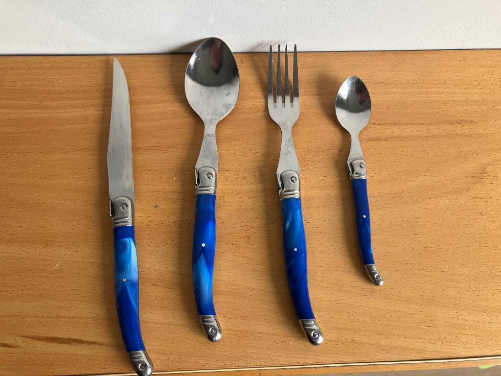 24 delige bestekset Laguiole, Huis en Inrichting, Keuken | Bestek, Ophalen of Verzenden, Gebruikt, Overige materialen, Bestekset