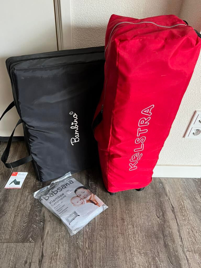 campingbedje Koelsta met matras en klamboe, Ophalen of Verzenden, Zo goed als nieuw, Reisbedje