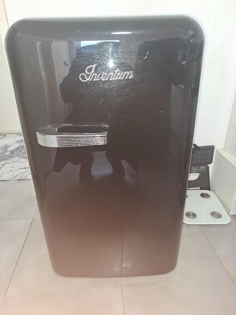 Koelkast retro model /werkt maar koelt niet meer, Ophalen, Gebruikt