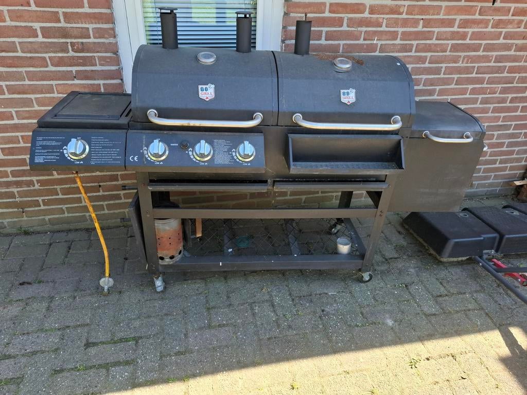 Gasbarbecue met zijbrander, kolen barbecue en rookoven, Ophalen, Gebruikt, BBQ Grill
