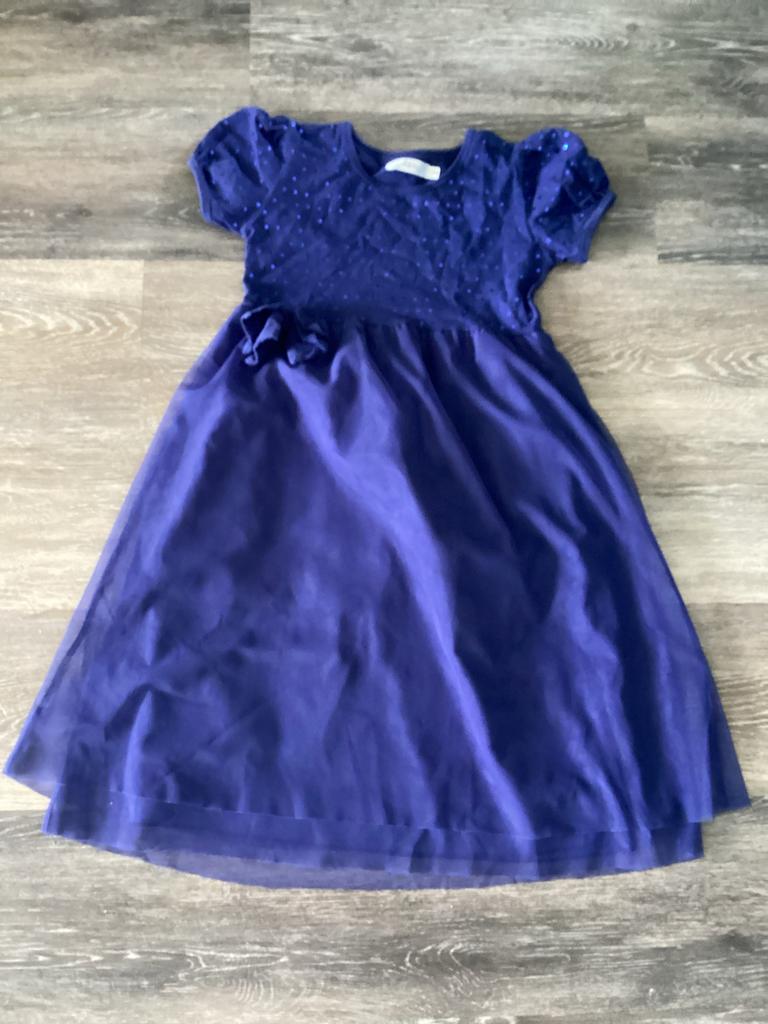 Blauw glimmende jurk maat 134, Kinderen en Baby's, Kinderkleding | Maat 134, Ophalen of Verzenden, Gebruikt, Meisje, Jurk of Rok
