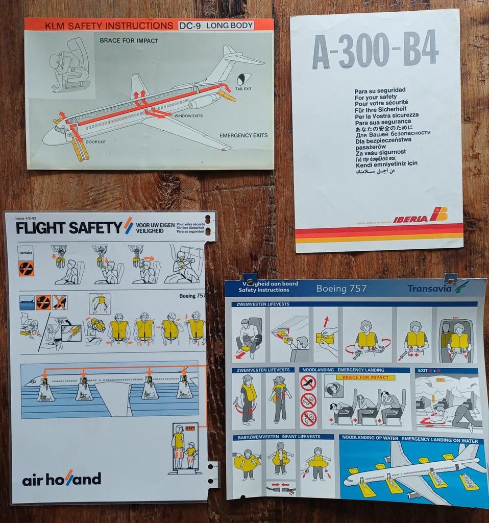 2 Safetycards KLM DC-9 Longbody , Iberia A-300B-4 & 2 Gratis, Ophalen, Gebruikt, Overige typen