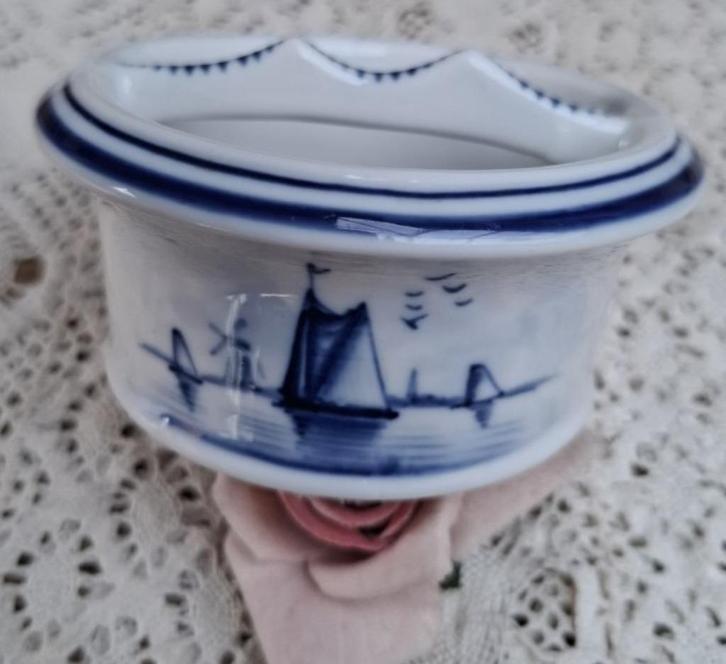 Oude Delfstsblauwe snorrenkop / snorrenbakje, Antiek en Kunst, Antiek | Porselein, Ophalen of Verzenden
