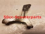 Beugeltje bracket Peugeot Vivacity 2t 1999 741879 gebruikt, Ophalen of Verzenden, -, -, -