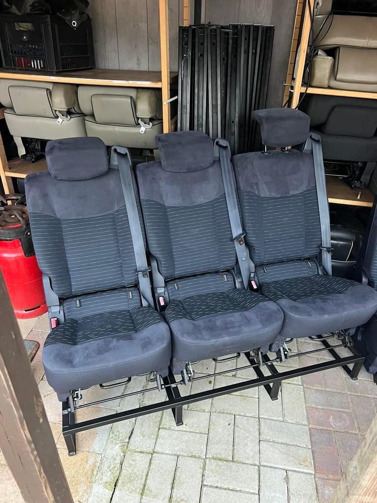 10 blauw stoffen stoelen 3p gordel isofix zelfbouwcamper bus, Auto-onderdelen, Ophalen of Verzenden, Gebruikt