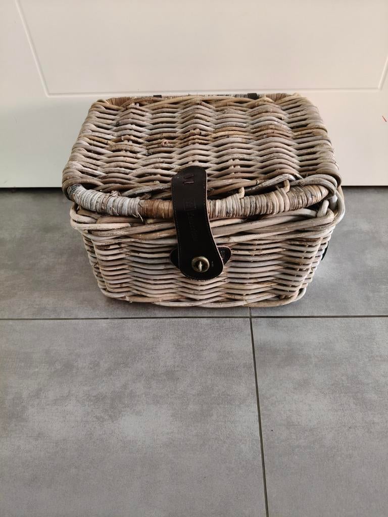 Leuk rieten fietsmandje voor kinderfiets, Ophalen of Verzenden, Gebruikt, Fietsmand, Stuurbevestiging