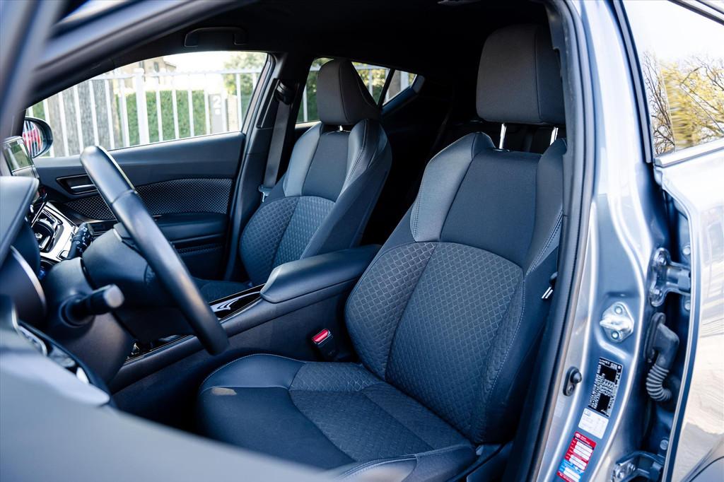 Toyota C-Hr 1.8 Hybrid Advance Automaat | Carplay/ Android A, Automaat, Leder en Stof, 98 pk, Bedrijf
