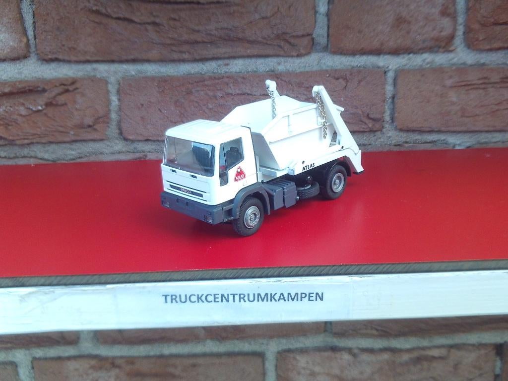 Conrad  Iveco  Portaal  auto., Hobby en Vrije tijd, Modelauto's | 1:50, Ophalen of Verzenden, Zo goed als nieuw, Bus of Vrachtwagen