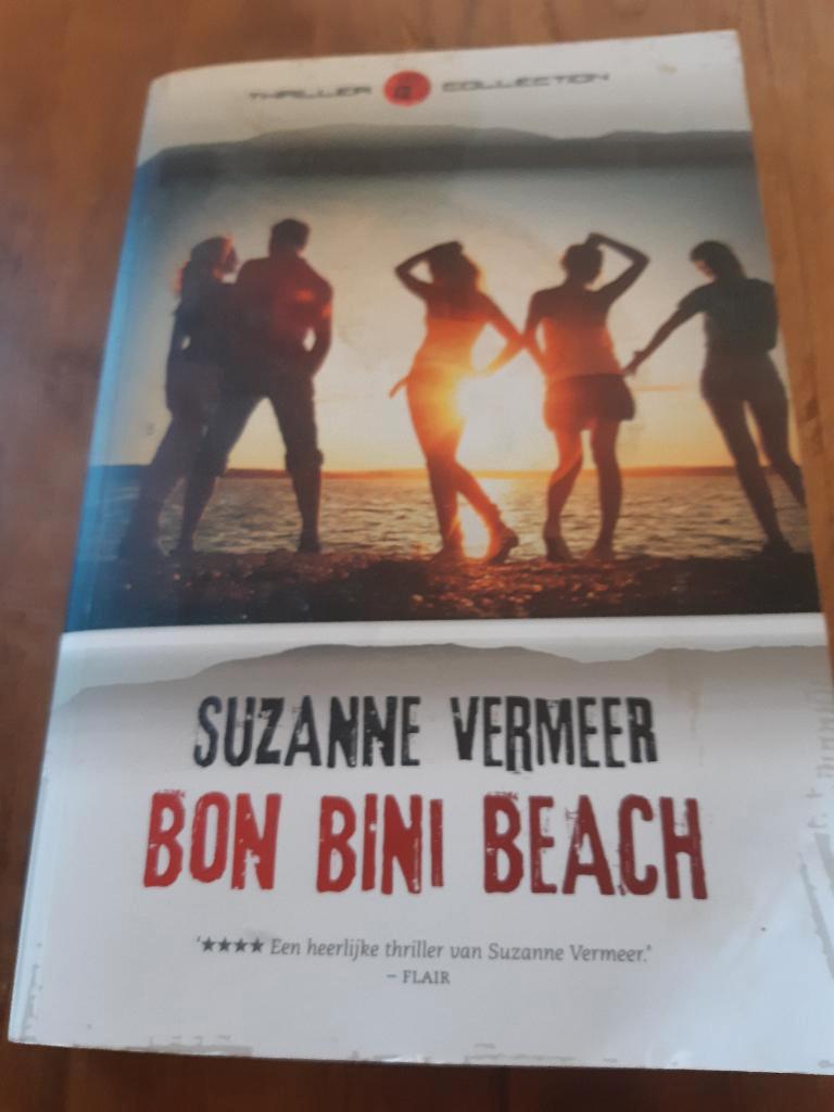 Suzanne Vermeer - Bon Bini Beach, Ophalen of Verzenden, Zo goed als nieuw