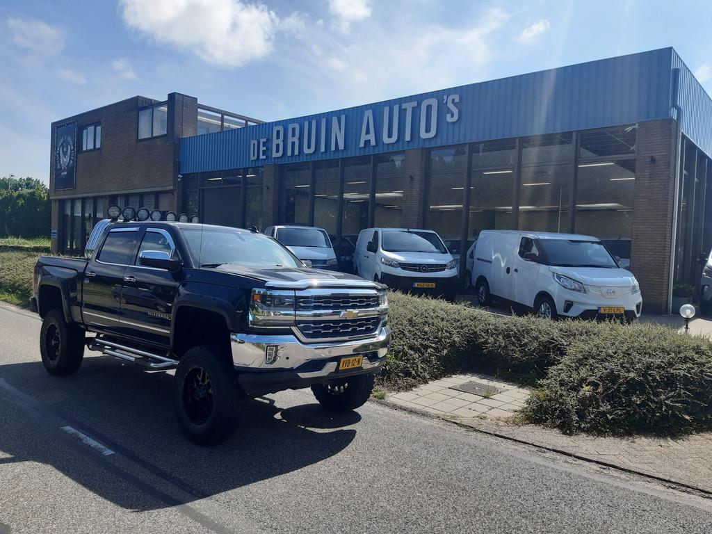 Chevrolet Silverado 4WD LTZ Crewcab High Mountain 3500Kg Tre, Auto's, Bestelauto's, Automaat, Euro 5, Gebruikt, Chevrolet