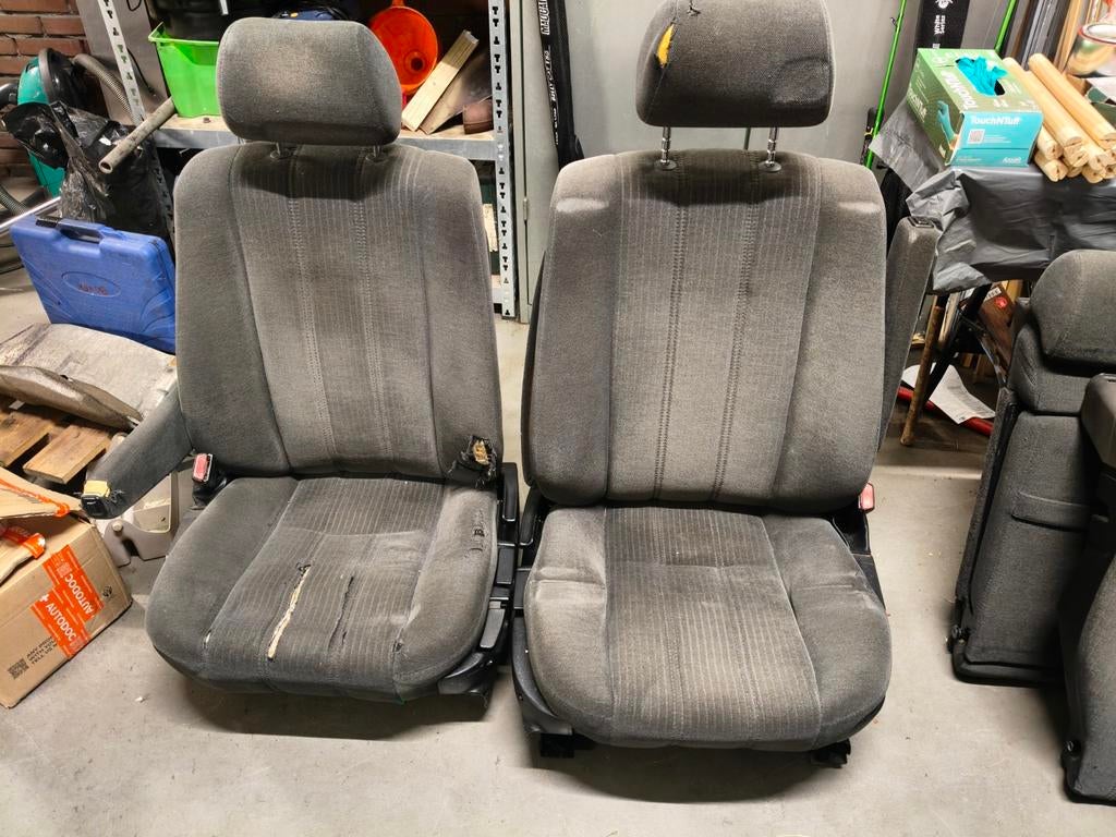 BMW E34 Touring Interieur - Compleet met armsteun, Auto-onderdelen, Ophalen, Gebruikt, BMW