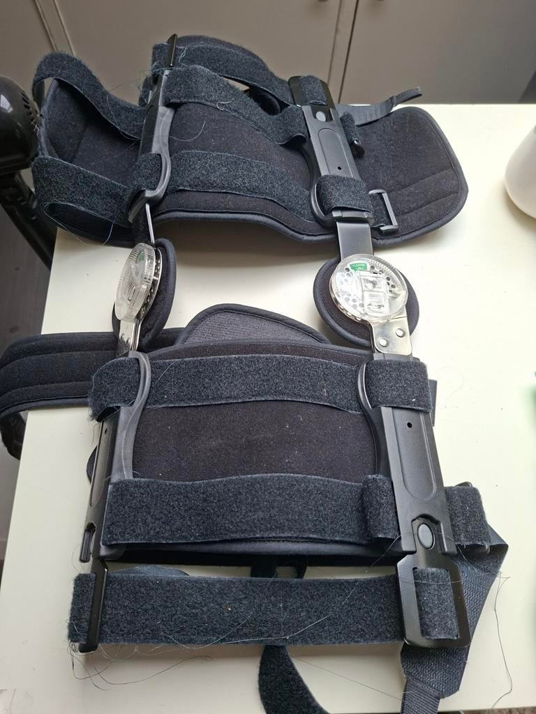 Kniebrace scharnierend, Diversen, Braces, Ophalen