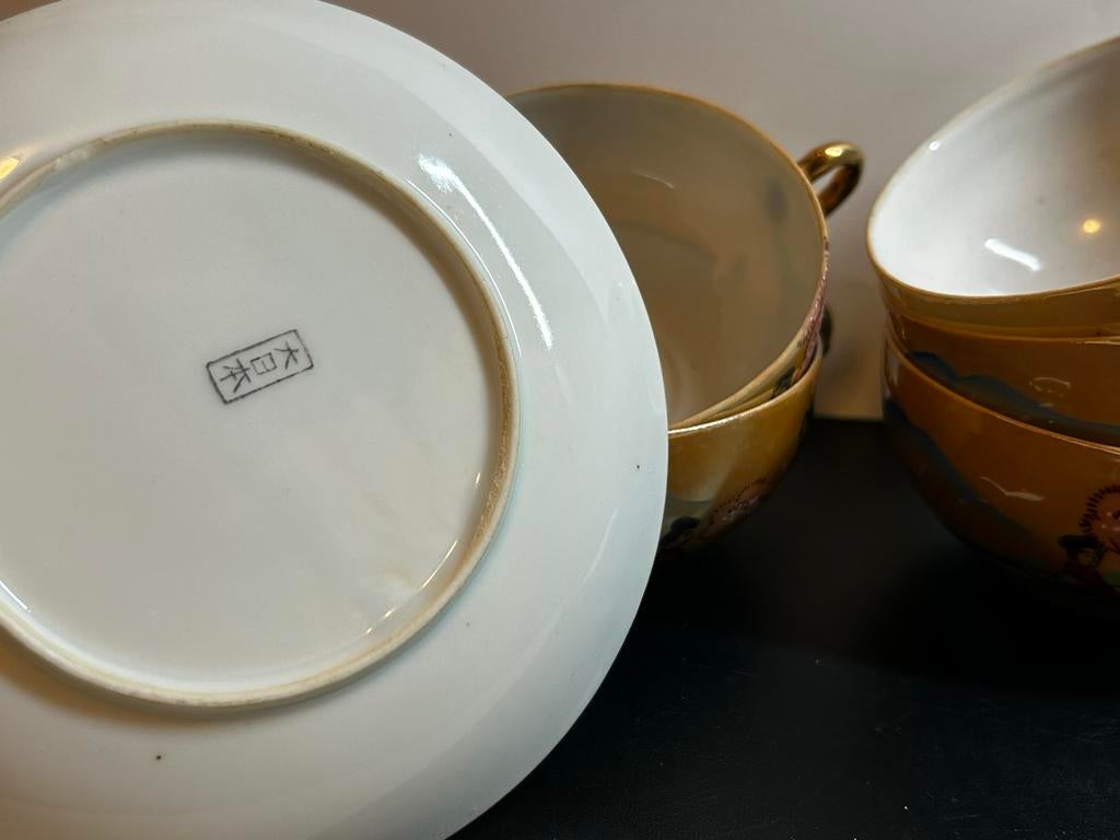 Vintage Japans theeservies met handgeschilderde decoratie, Antiek en Kunst, Ophalen of Verzenden