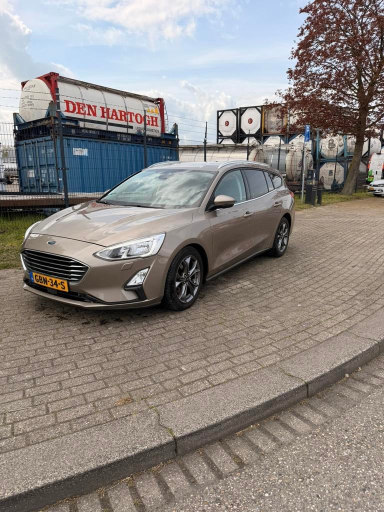 Ford Focus 1.5 Tdci 120pk Powershift 2019 Grijs, 4 cilinders, Diesel, 725 kg, Te koop