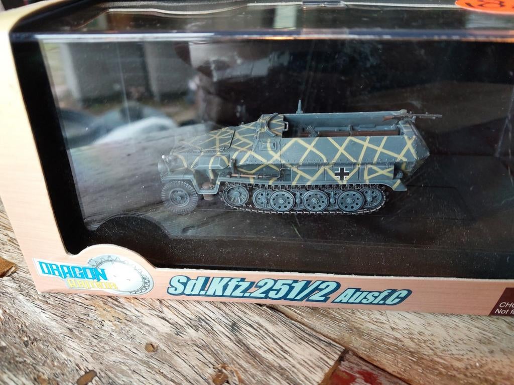 Dragon Armor Sd.Kfz.251/2 Ausf.C model, Ophalen of Verzenden
