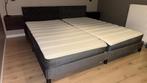 2 persoons bed met 2 persoons topper. 200x200cm MOET WEG, Tweepersoons, Ophalen of Verzenden, Zo goed als nieuw, Overige maten