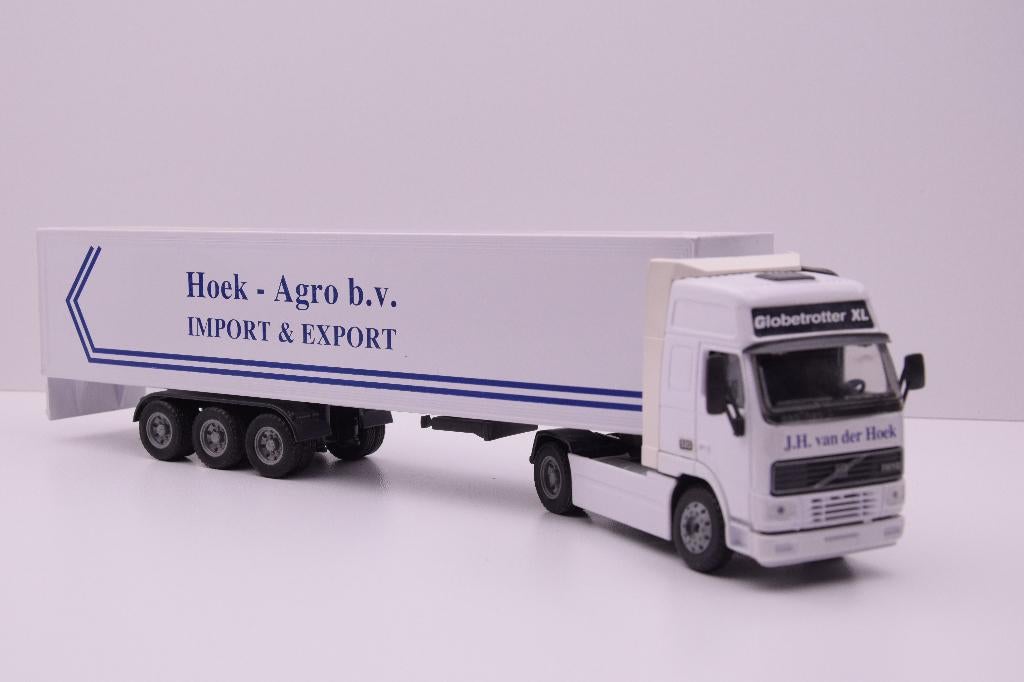 Volvo FH 12  '' Hoek Agro transport ''  Joal 1/50, Ophalen of Verzenden, Zo goed als nieuw, Bus of Vrachtwagen, Overige merken