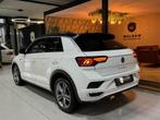 Volkswagen T-Roc 1.5 TSI R-Line Garantie Digi Dash Carplay S, Auto's, Stof, 4 cilinders, Bedrijf, SUV of Terreinwagen