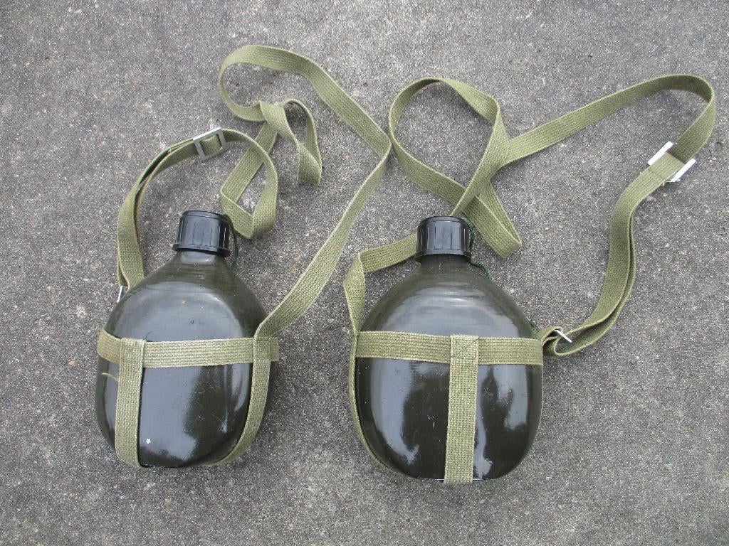 Militaire veldflessen, Verzenden, Landmacht, Overige gebieden, Embleem of Badge