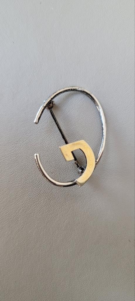 Zilveren broche J, Ophalen of Verzenden, Zilver, Broche, Verguld