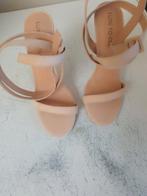 Hakken maat 36 merk Lux to kill NIEUW, Beige, Nieuw, Ophalen of Verzenden, Espadrilles of Moccasins