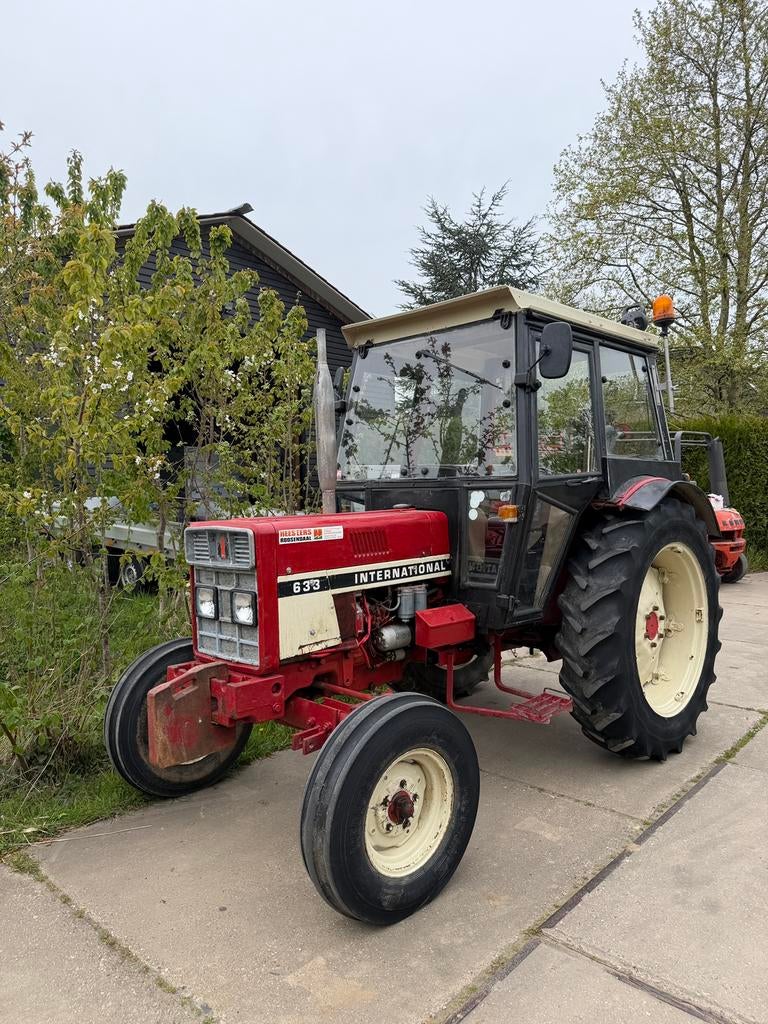 Tractor International 633 met stuurbekrachtiging, Zakelijke goederen, Agrarisch | Tractoren, Ophalen of Verzenden, Gebruikt, Tot 80 Pk