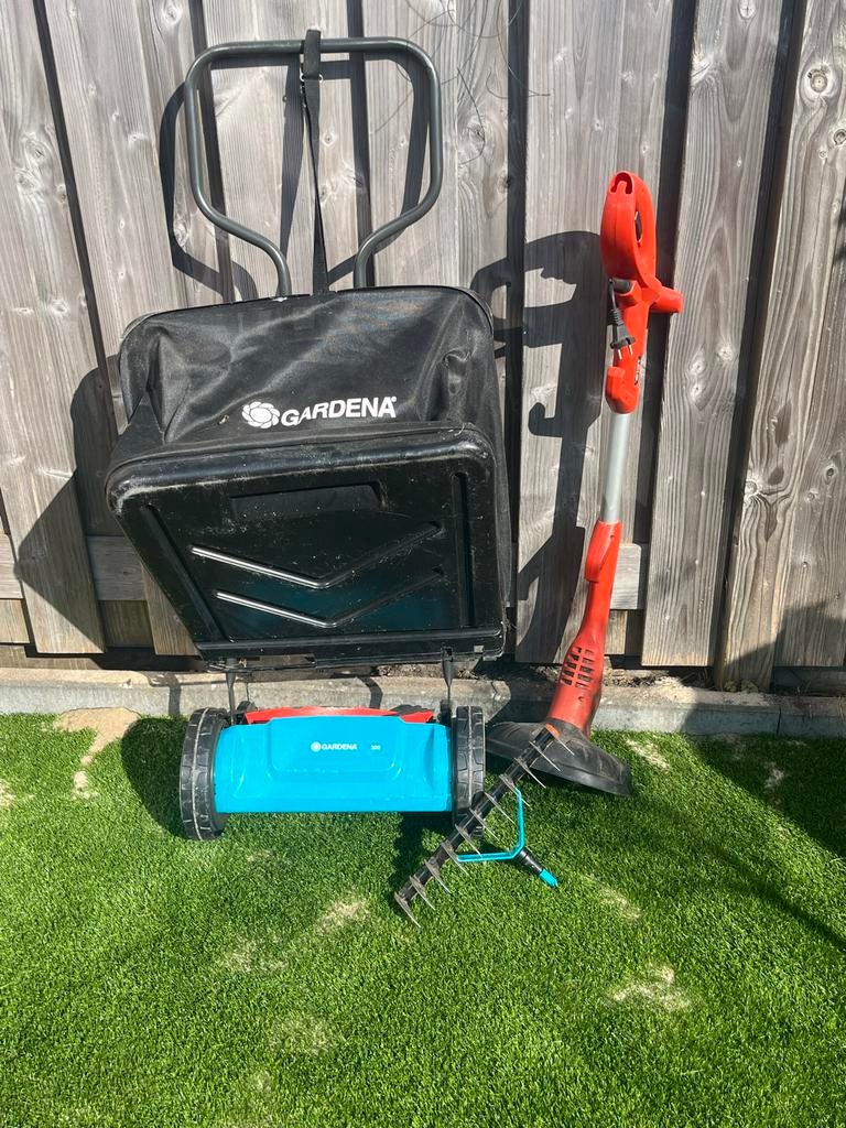 Gardena Kooimaaier, Verticuteerhark en Kantjesmaaier Pakket, Tuin en Terras, Gebruikt, Handgrasmaaier, Ophalen of Verzenden, Opvangbak