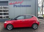 Lancia Ypsilon 0.9 TwinAir Bl.&Red Pdc|Lm-velgen|Airco, Euro 5, Gebruikt, Origineel Nederlands, Handgeschakeld