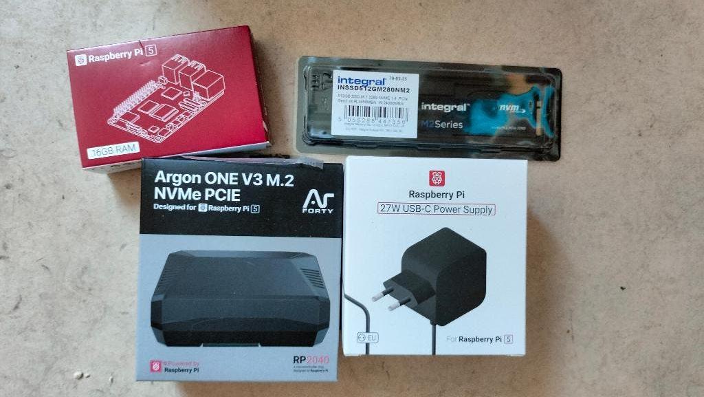 Raspberry Pi 5 -16GB- Argon ONE V3 - 512GB NVMe SSD - 20%Off, Computers en Software, Desktop Pc's, Nieuw, 2 tot 3 Ghz, SSD, 16 GB