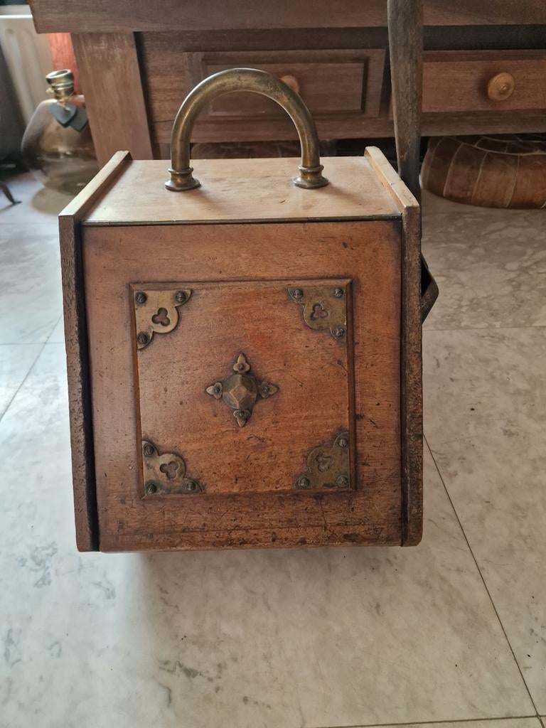 Antieke kolenkit Birmingham, Ophalen