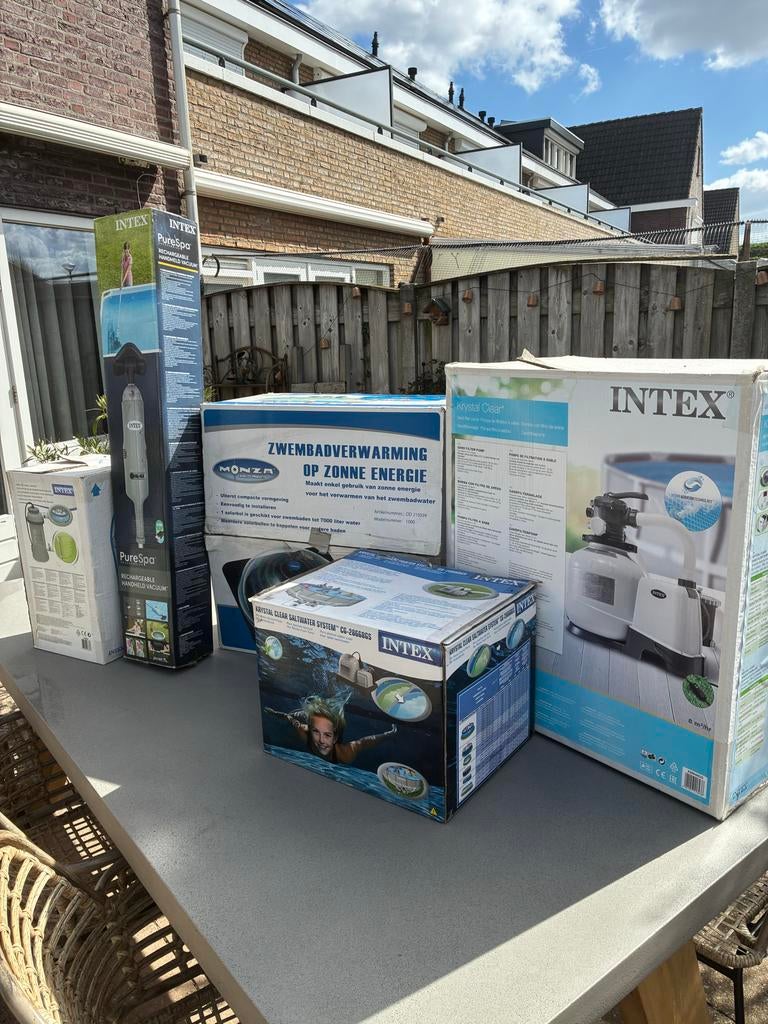 Compleet System voor zwembad. Intex., Tuin en Terras, Zwembad-toebehoren, Ophalen, Gebruikt, Zwembadpomp