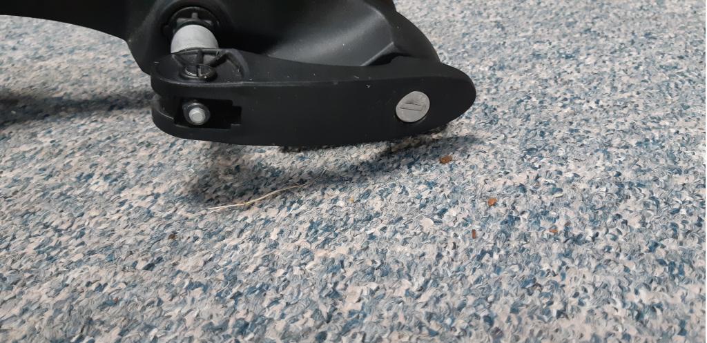 Thule OutRide 561 fietsendrager voorvork montage, Auto diversen, Ophalen, Thule Sweden AB, Zo goed als nieuw, Dakdrager