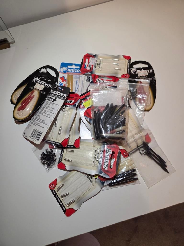 Dart shafts en accessoires - Veel voor weinig!, Sport en Fitness, Darts, Verzenden, Gebruikt, Shafts