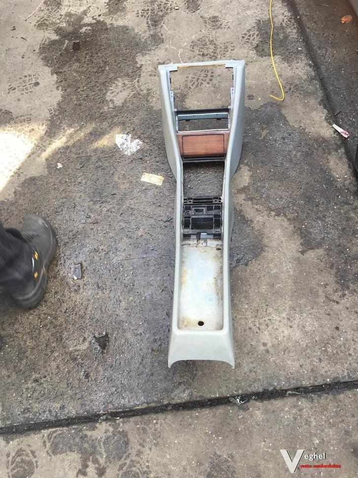 Mercedes W124 230ce handgeschakelde 5 bak 1987 Middenconsole, Auto-onderdelen, Dashboard en Schakelaars, Gebruikt, Ophalen