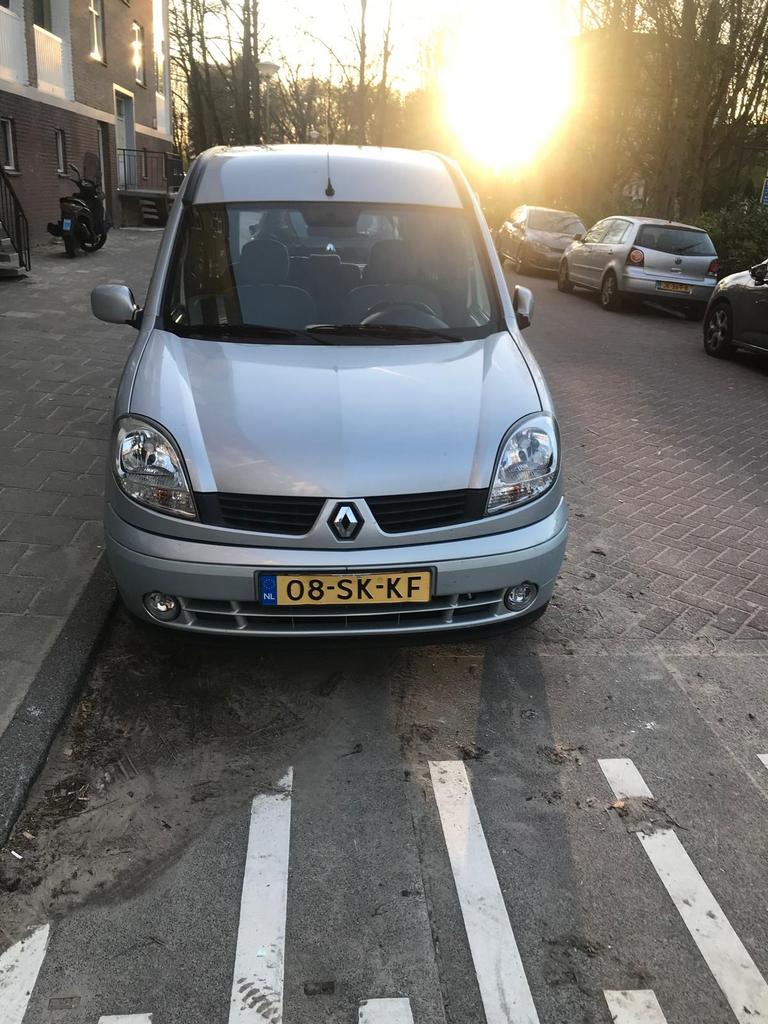Renault Kangoo 1.6 16V 70KW 2006 Grijs, Auto's, Renault, 49 €/maand, Origineel Nederlands, Handgeschakeld, Kangoo