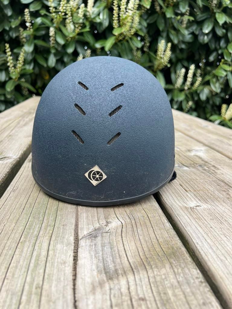 Nette charles owen cap maat 56, Dieren en Toebehoren, Paardrijkleding, Ophalen of Verzenden, Zo goed als nieuw, Dressuur, Cap