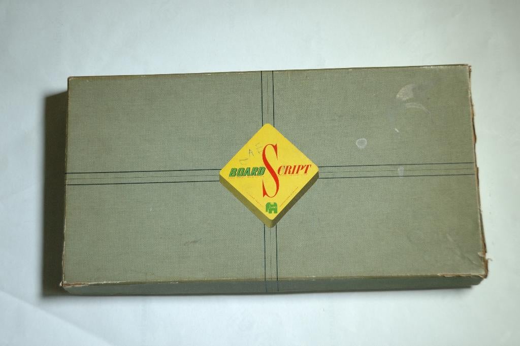 Board Script (Scrabble) spel. Vintage, ergens voor 1960?, Hobby en Vrije tijd, Gezelschapsspellen | Bordspellen, Drie of vier spelers