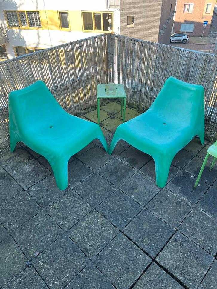 2x IKEA Vago stoelen - Groen kunststof, Huis en Inrichting, Stoelen, Gebruikt, Twee, Kunststof, Overige kleuren, Ophalen