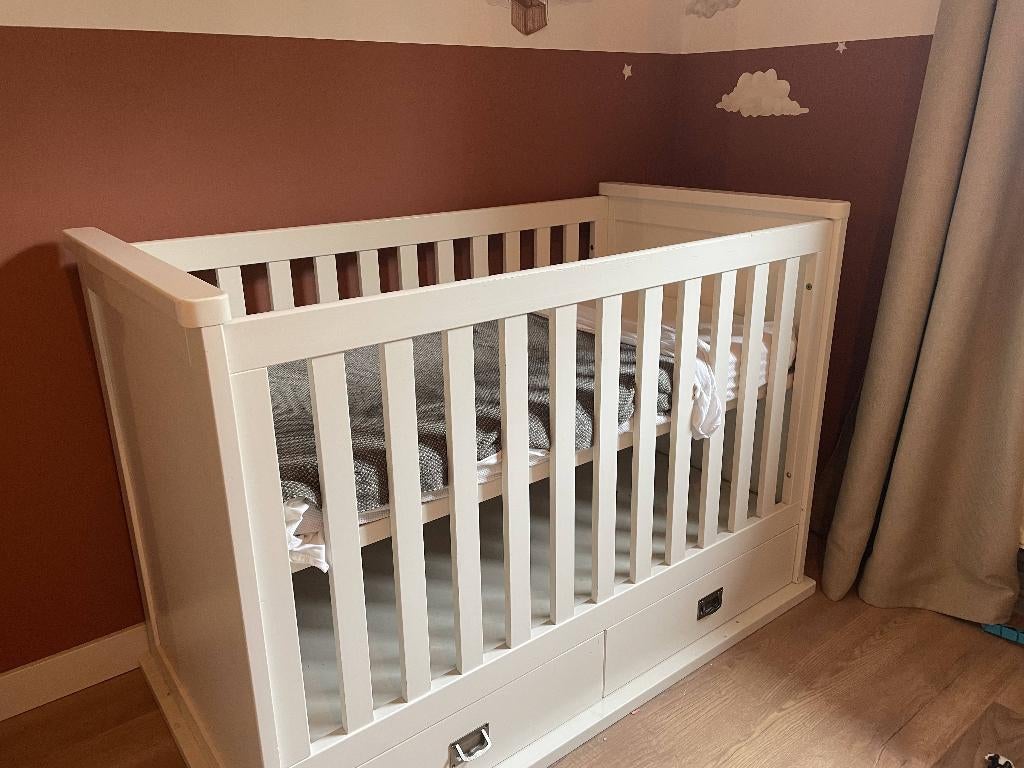 Ledikant + commode babykamer – wit massief hout, Kinderen en Baby's, Kinderkamer | Complete kinderkamers, Ophalen, Gebruikt, Jongetje of Meisje