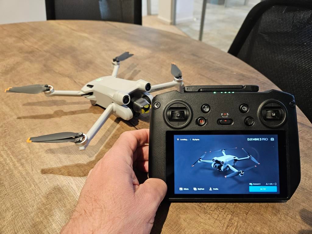 DJI Mini 3 Pro met accu en DJI RC Pro controller, Ophalen of Verzenden, Nieuw