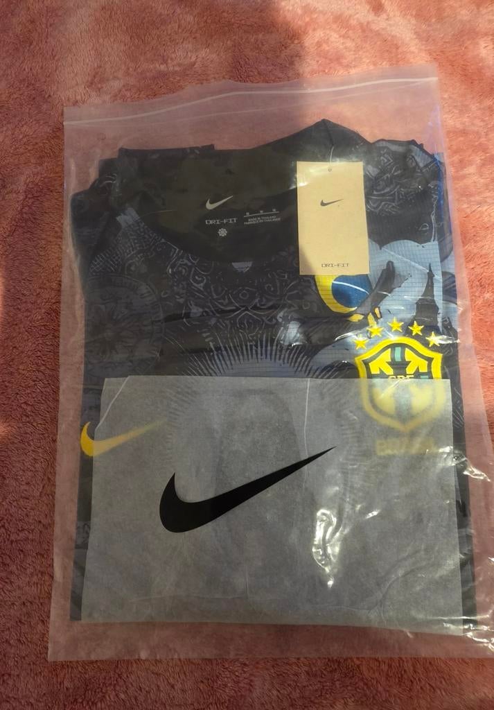 Nike Brazilië Thuisshirt 2022/2023 - Maat M, Overige kleuren, Maat 48/50 (M), Nike, Nieuw