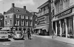Tiel - Markt met o.a. hotel/restaurant en VW kever (1963), Ophalen of Verzenden, 1960 tot 1980, Ongelopen, Gelderland