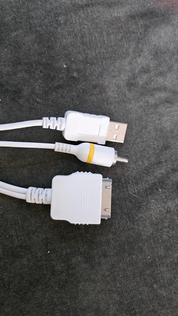 Apple 30-pins naar composiet AV-kabel. , Ophalen of Verzenden, Zo goed als nieuw
