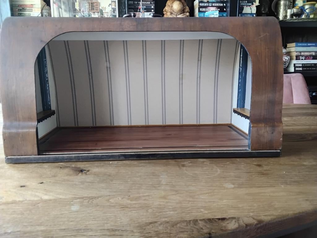 Kijkkast van naaimachine kap, Verzamelen, Ophalen, Poppenhuis