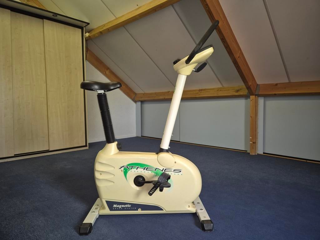 Hometrainer Athene BH Fitness - Magnetic Brake System, Ophalen of Verzenden, Gebruikt, Metaal, Hometrainer