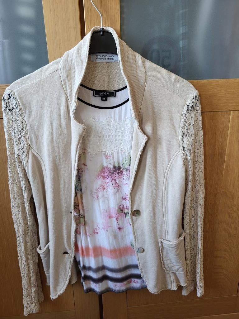 Leuke blazer met kanten mouw mt 36-38, Studio Mo, Beige, Ophalen of Verzenden, Jasje