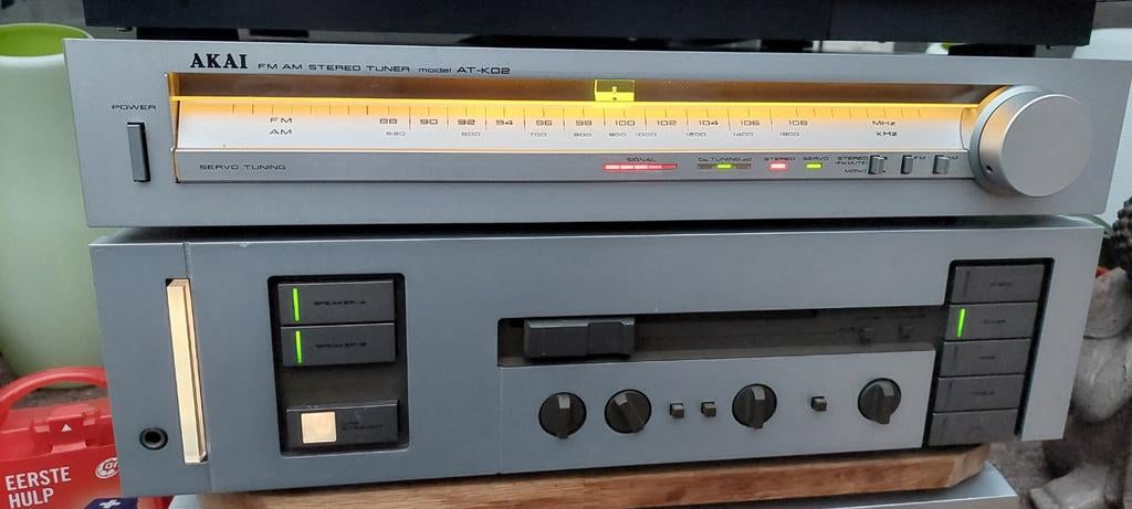 Akai AM-U41 en AT-K02, Ophalen of Verzenden, Akai