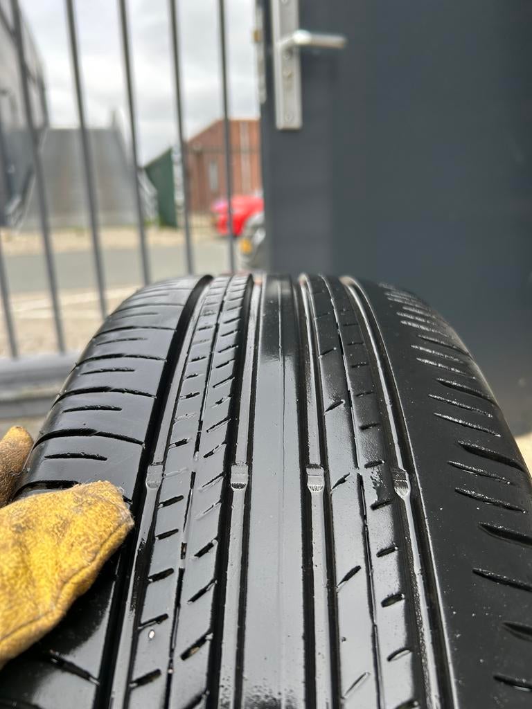 Zomerbanden met sensoren 18inch velg toyota rav4 2020 model, Auto-onderdelen, Banden en Velgen, Ophalen, 18 inch, Banden en Velgen