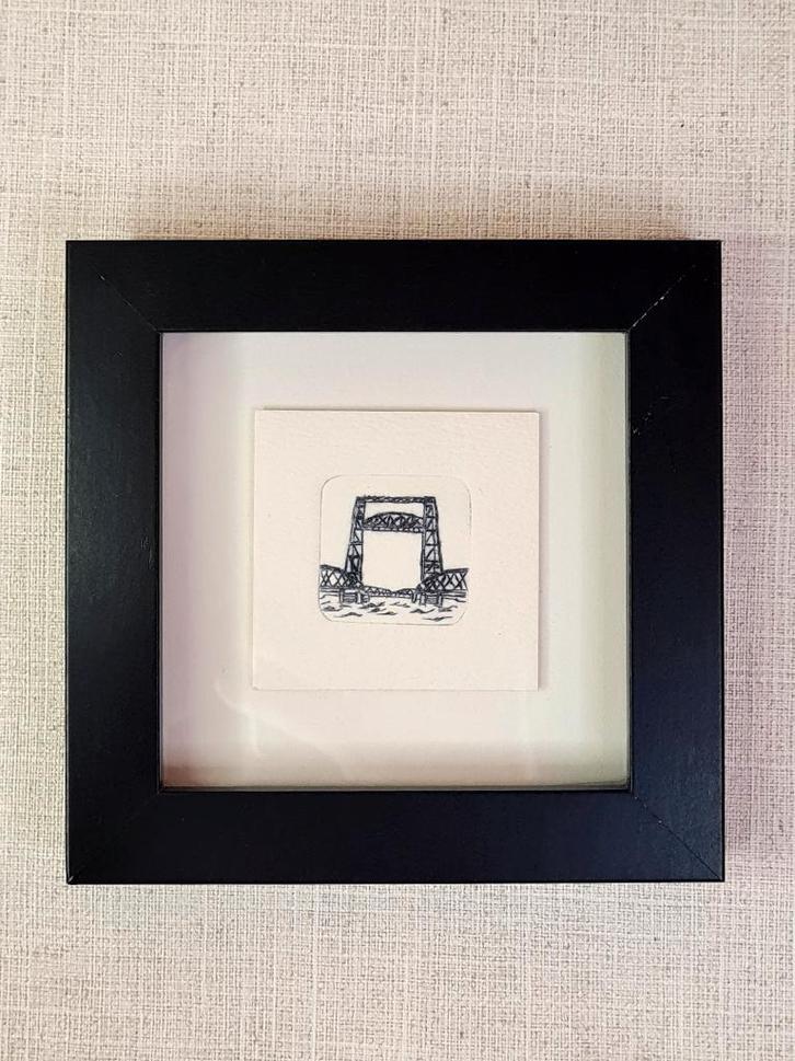 Etsje van de Hef, brug in Rotterdam met 3D lijstje 10x10 cm, Huis en Inrichting, Woonaccessoires | Schilderijen, Tekeningen en Foto's